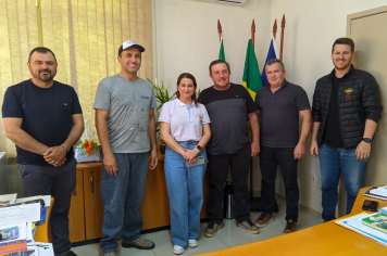 Reunião sobre segurança escolar