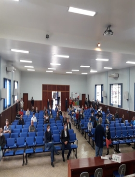 Representantes do comércio participam de reunião