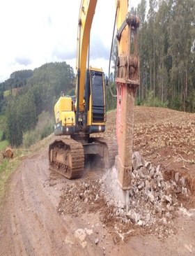 Secretaria de Obras realiza trabalhos no interior