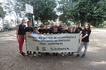 Oficinas para as crianças e adolescentes são realizadas no município