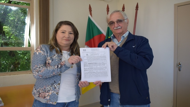 Município recebe o Registro de Imóvel da Área Industrial